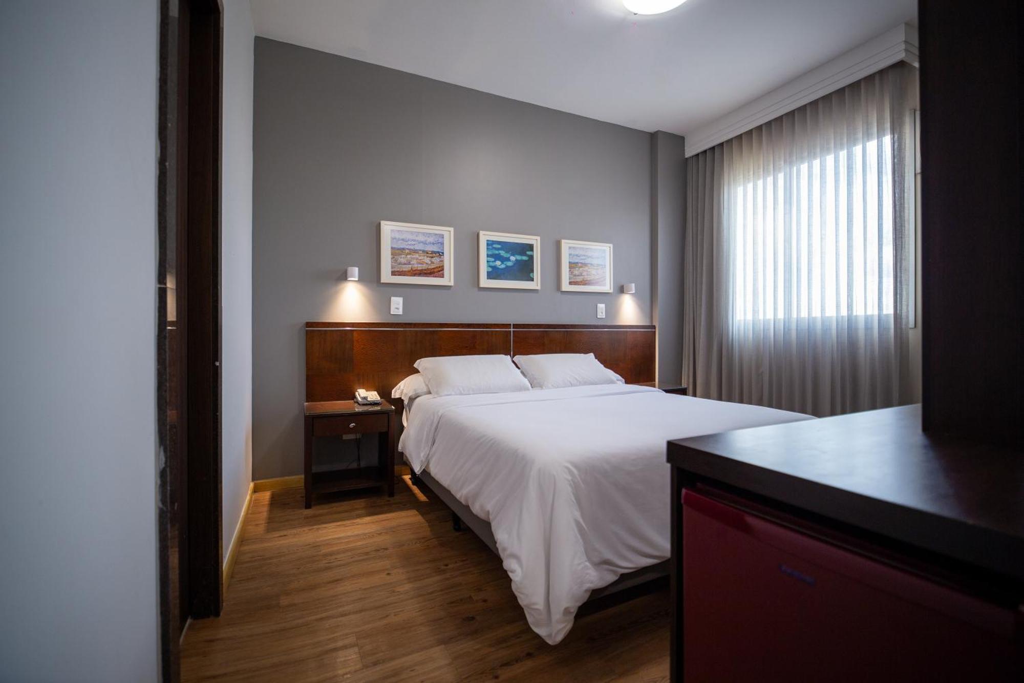 Piemonte Hotel Нова-Лима Экстерьер фото